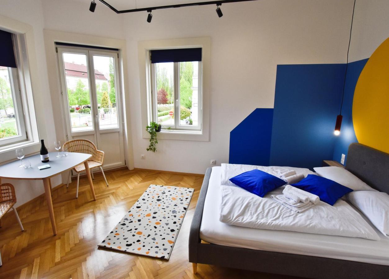 Zachar Apartman Sopron Eksteriør bilde
